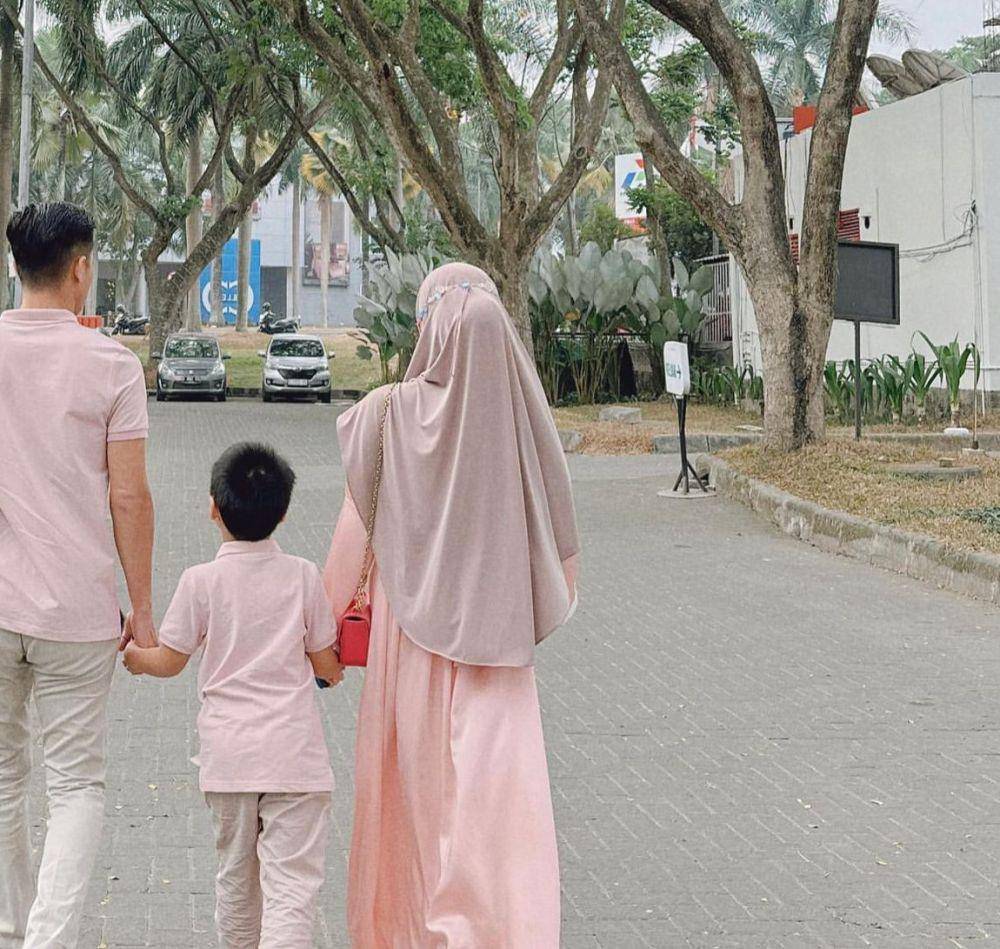 Larissa Chou dan cowok baru (instagram.com/larissachou)