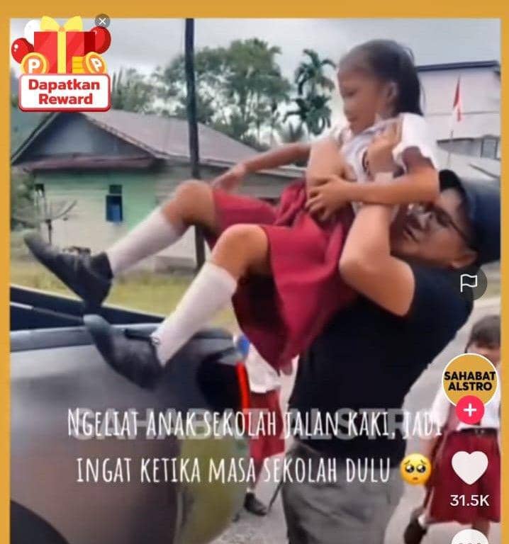 Viral Anggota DPRD Tapteng, Willy Silitonga Antar Pulang Murid SD yang Jalan Kaki (Tiktok Sahabat Alstro)