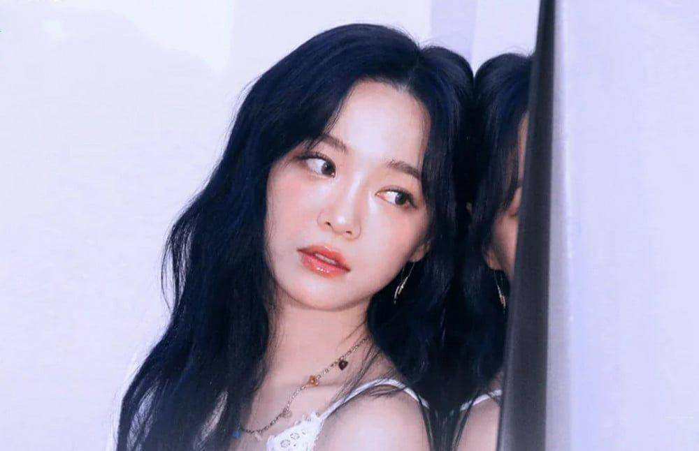 Kim Se Jeong (twitter.com/0828_kimsejeong)