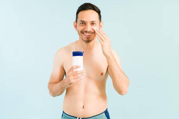 ilustrasi menggunakan sunscreen (www.freepik.com/tonodiaz)