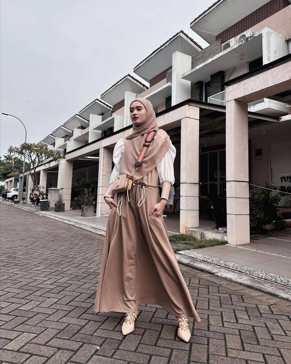 OOTD ala Inara Rusli (instagram.com/mommy_starla)
