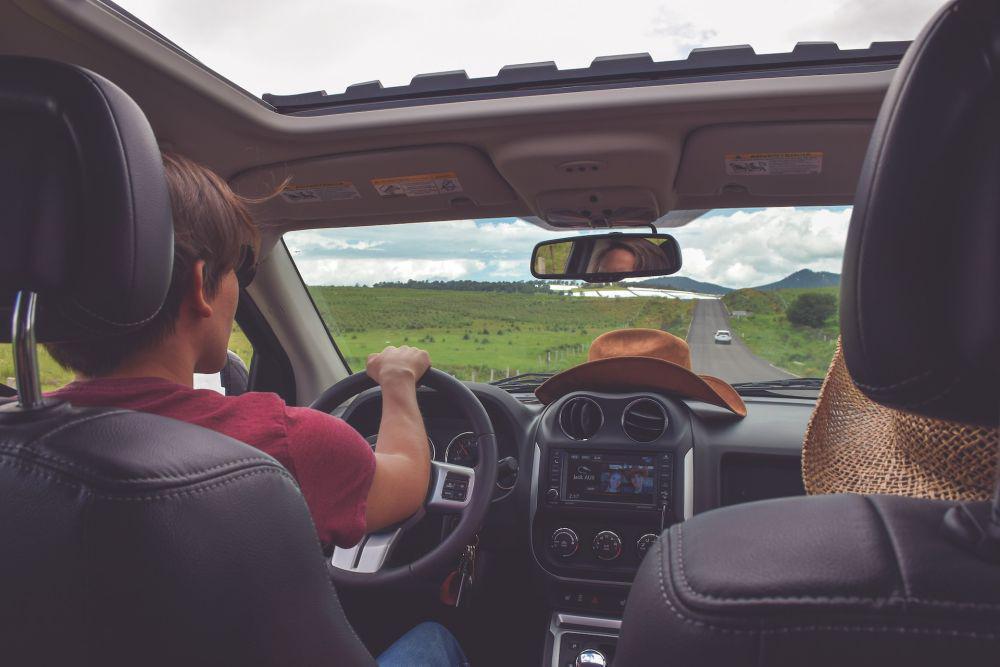 Biaya Pasang Sunroof Mobil Sesuai Jenisnya, Ini Kisarannya