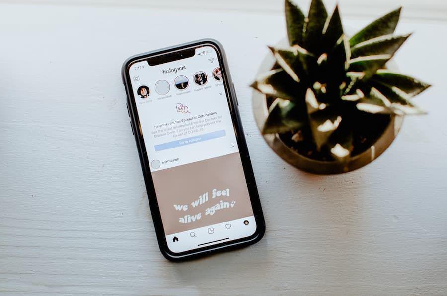 Cara Mengganti Tema DM Instagram, Jadi Lebih Berwarna