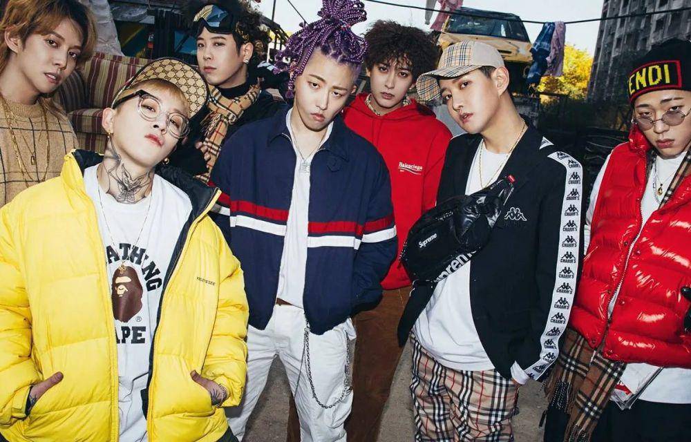 Block B (twitter.com/soneslovesoshi)
