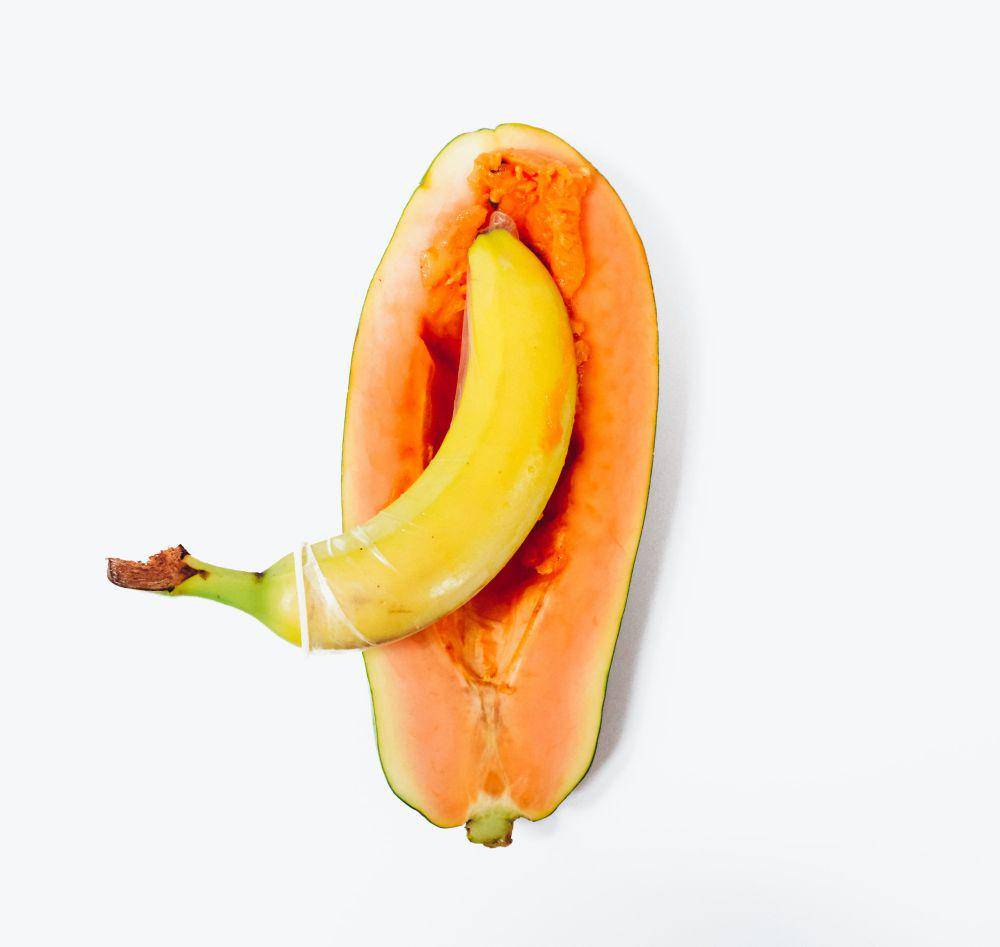 ilustrasi hubungan intim (unsplash.com/@charlesdeluvio)