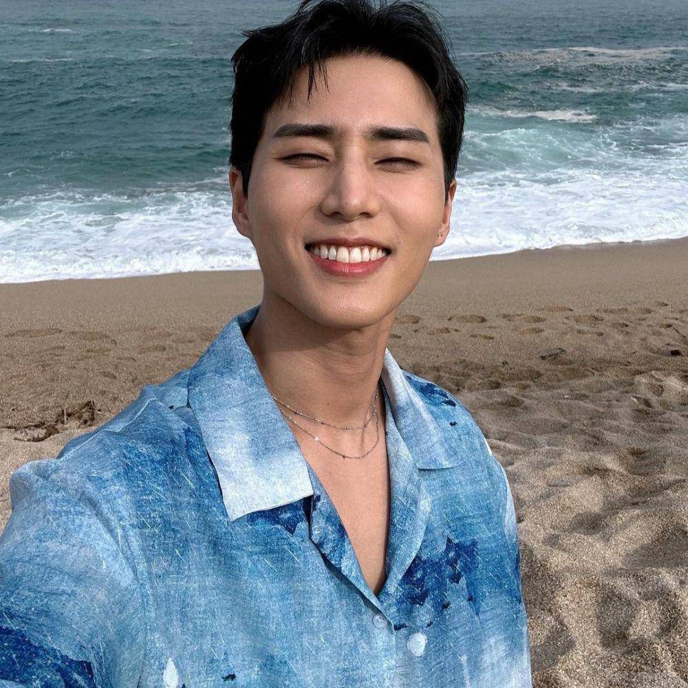 Young K DAY6 (instagram.com/from_youngk)