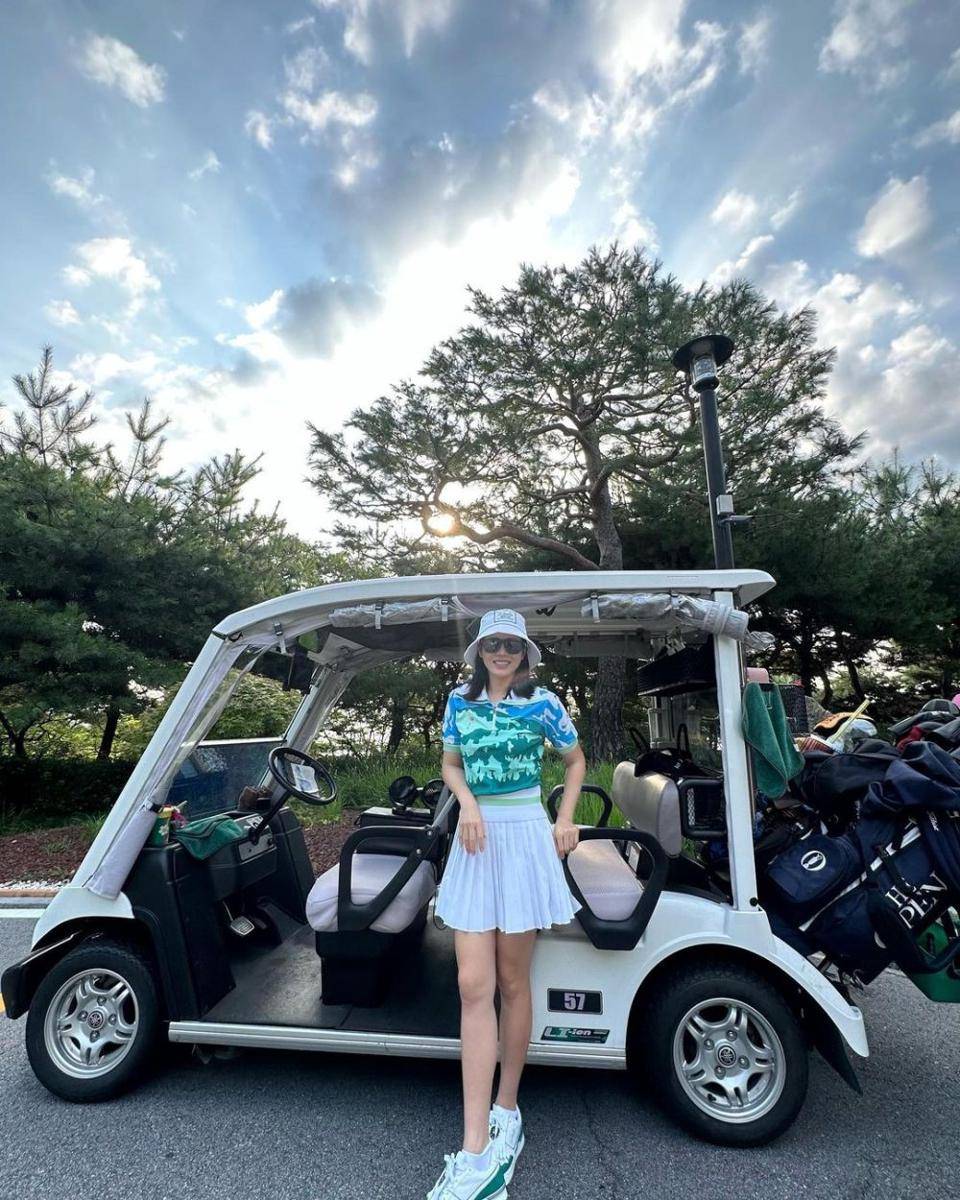 Son Ye Jin (instagram.com/yejinhan)