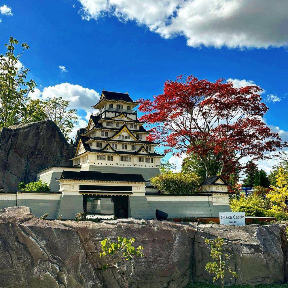 Potret Osaka Castle (instagram.com/_fastenseatbelts_)