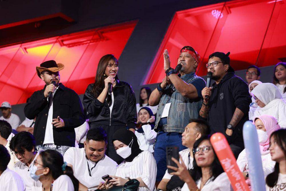 potret Yolla Yuliana jadi komentator Bahkan Voli (instagram.com/yollayuliana1515)