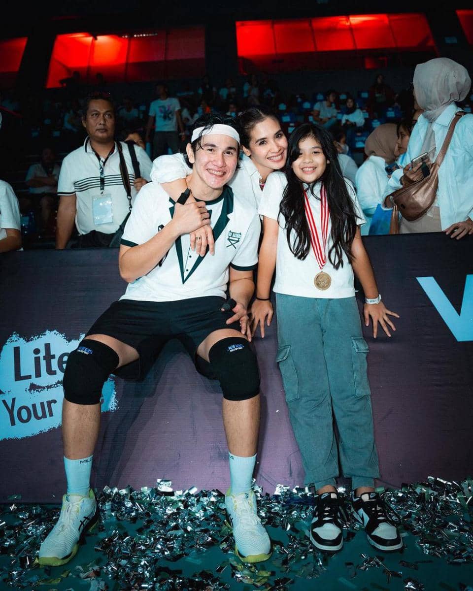 potret keluarga Vino G Bastian (instagram.com/vinogbastian__)