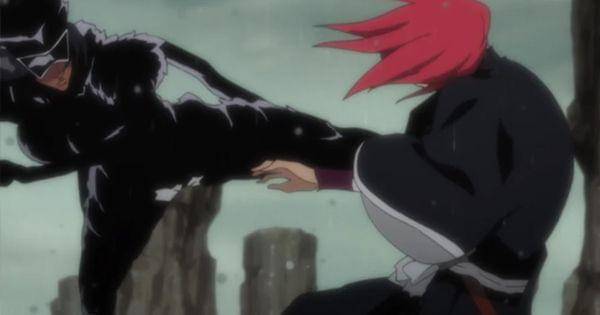Renji menahan tendangan Jackie ( Dok. Pierrot / Bleach )