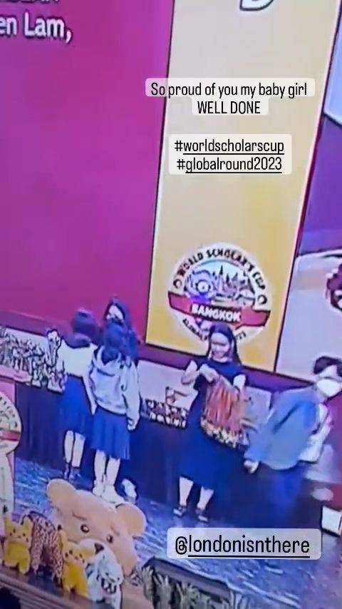 potret London Abigail Dimitri dapat medali emas World Scholar's Cup Global Round Bangkok 2023 (instagram.com/wulanguritno)