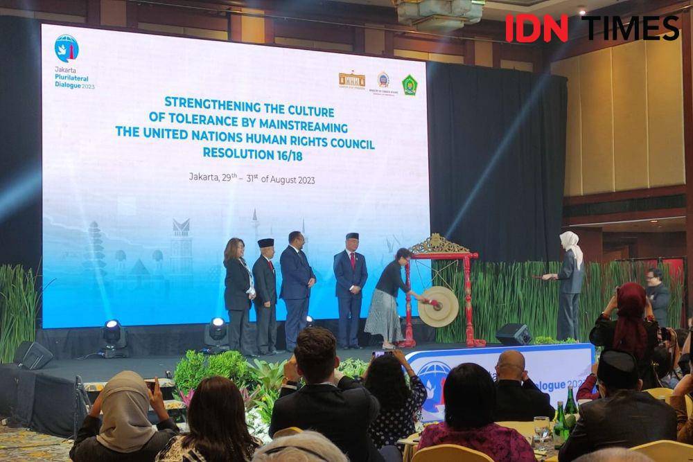Kantor Staf Presiden (KSP), Kementerian Luar Negeri, dan Kementerian Agama menggelar Jakarta Plurilateral Dialogue "Strengthening the Culture of Tolerance by Mainstreaming UN Human Rights Council Resolution 16/18" di Hotel Borobudur, Jakarta Pusat (IDN Times/Yosafat Diva Bayu Wisesa)