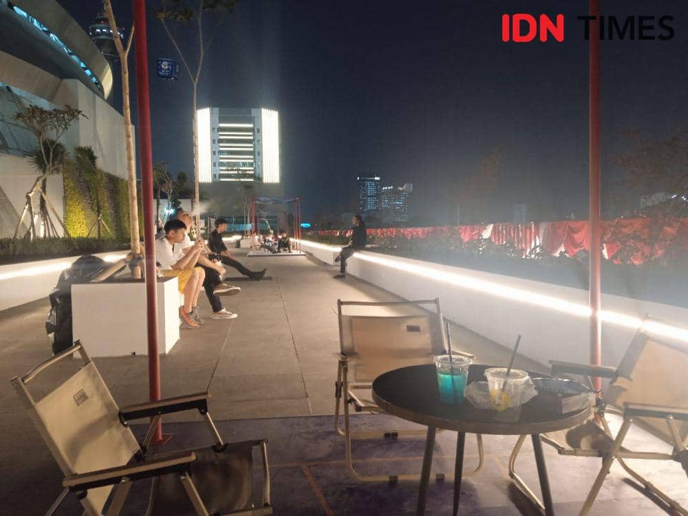 Nuansa Senja dan Langit Malam di Sky Garden Indonesia Arena