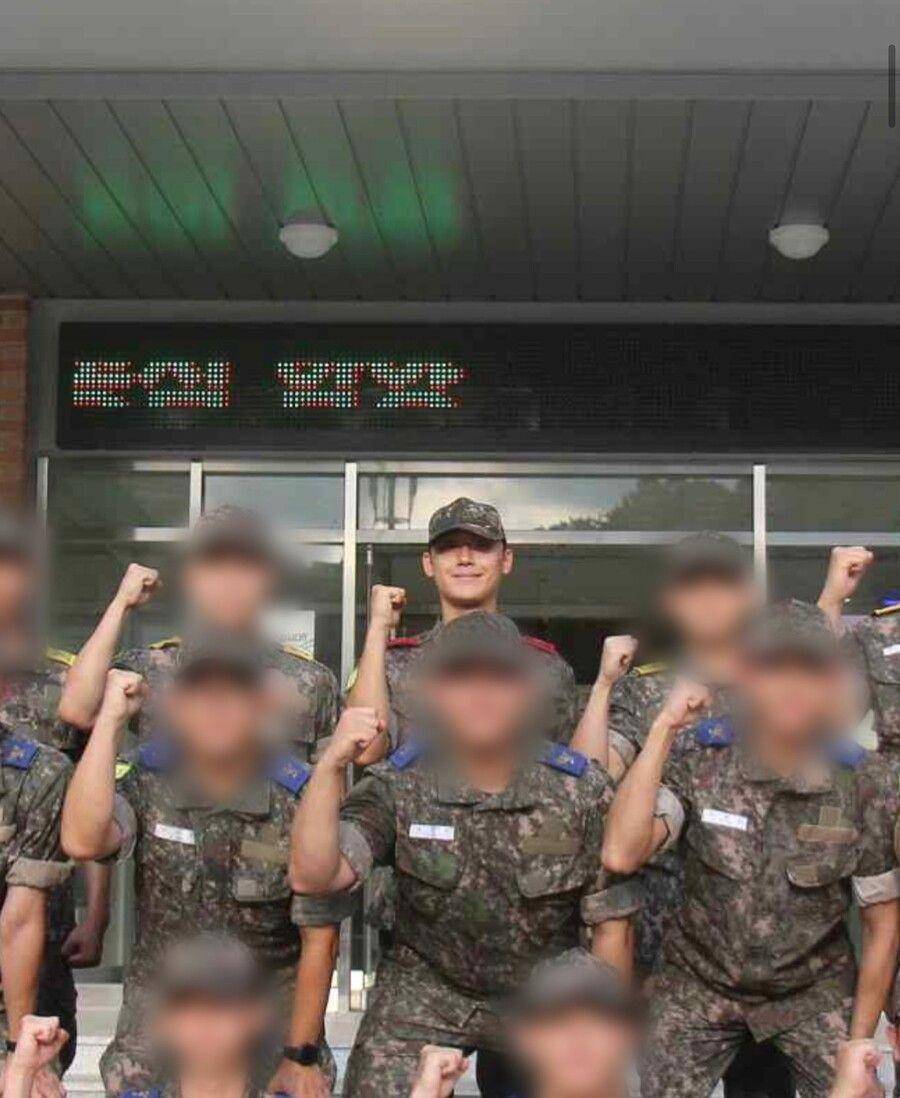 Lee Do Hyun di militer (dok. Air Force Basic Military Training Group via SPOTVnews)
