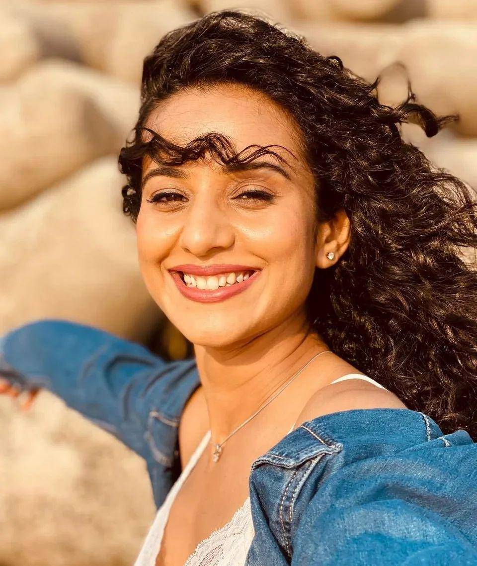 ide makeup ala Heena Parmar (instagram.com/iamheenaparmar)
