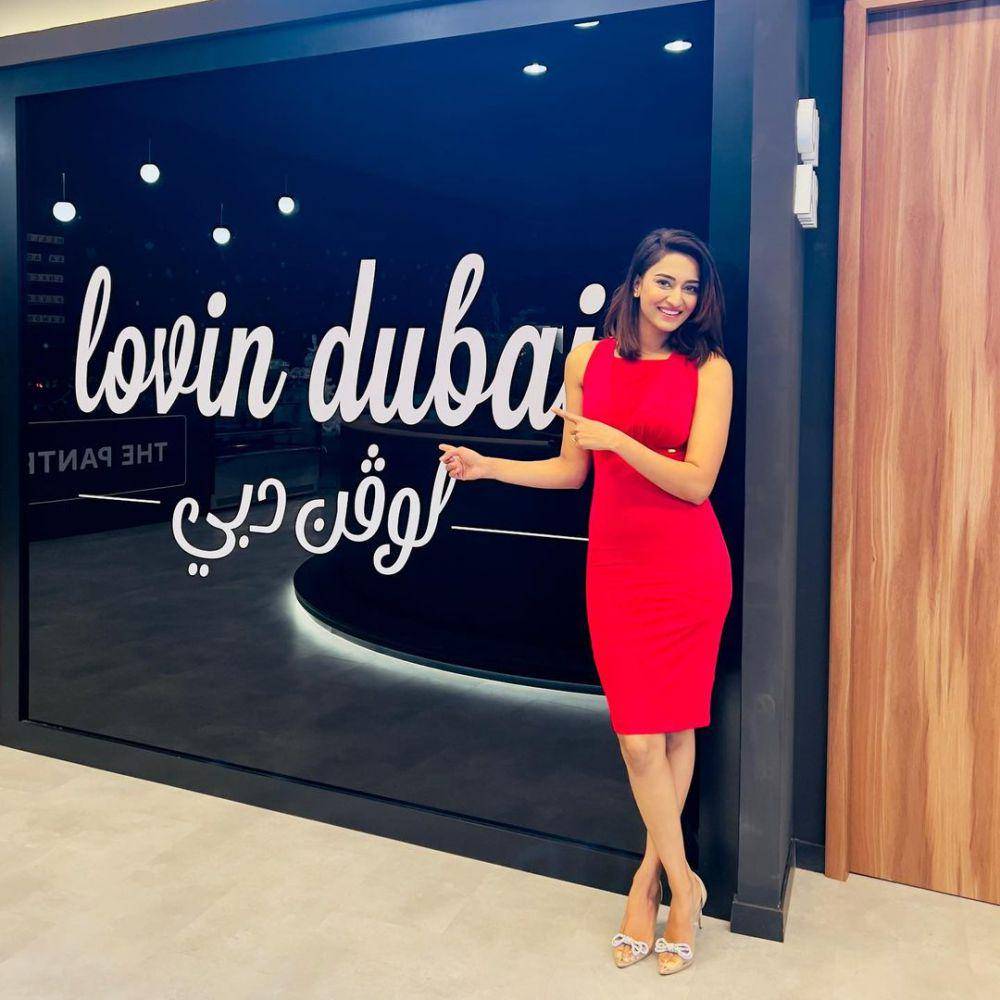 OOTD trendi ala Erica J Fernandes (instagram.com/iam_ejf)
