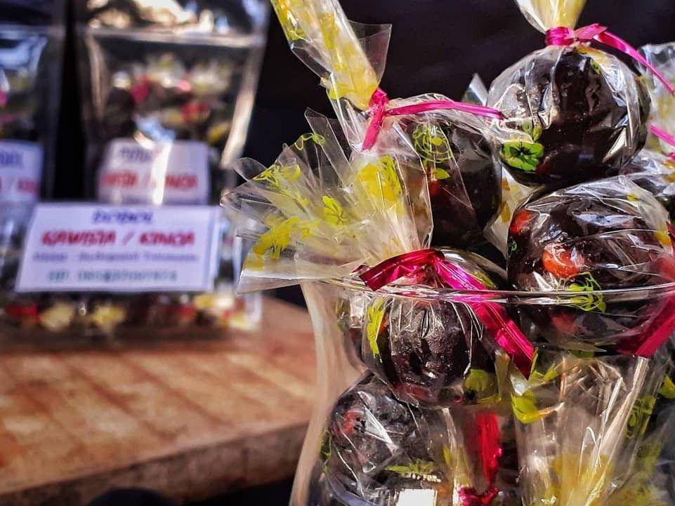 dodol kawista khas Rembang (instagram.com/iwan_tezar)