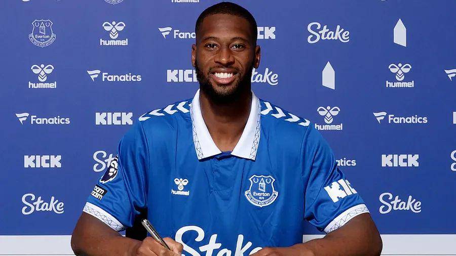 Beto (evertonfc.com)