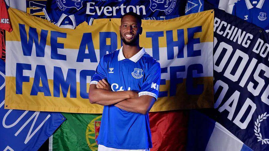 Beto (evertonfc.com)