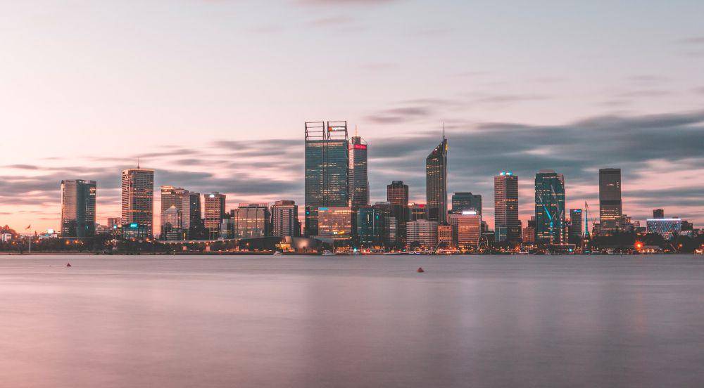 potret sunset di Perth, Australia (unsplash.com/Fadzai Saungweme)
