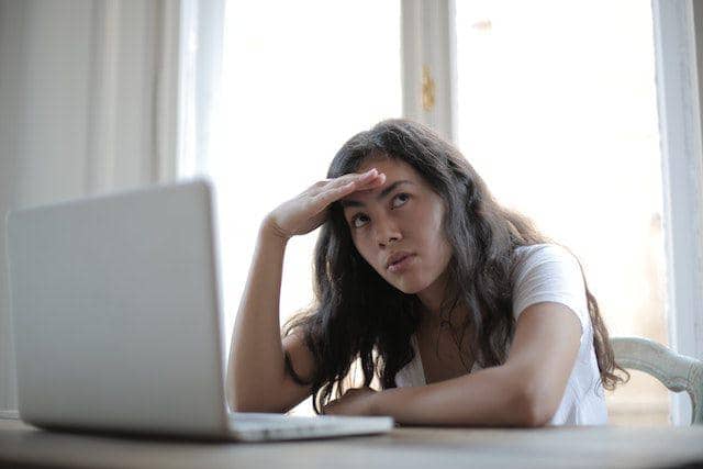 5 Tips Ampuh Hindari Quarter Life Crisis Usai Lulus Kuliah