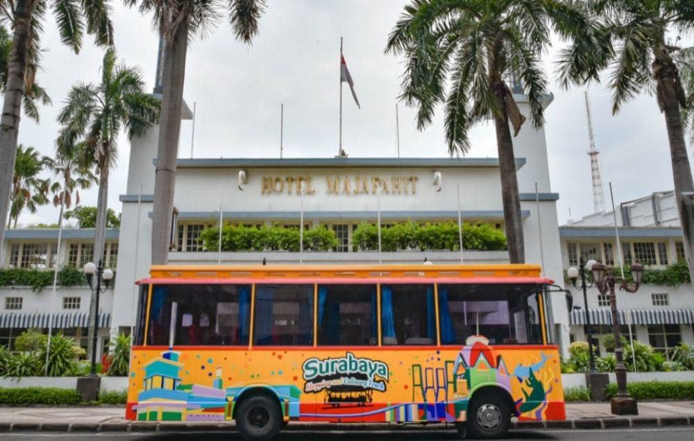 Bus Surabaya Sightseeing and City Tour (SSCT)