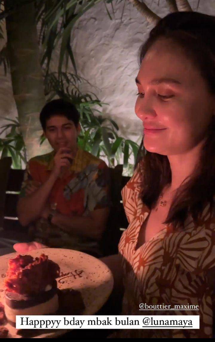 Ayu Dewi susul Luna ke Bali (Instagram.com/mrsayudewi)