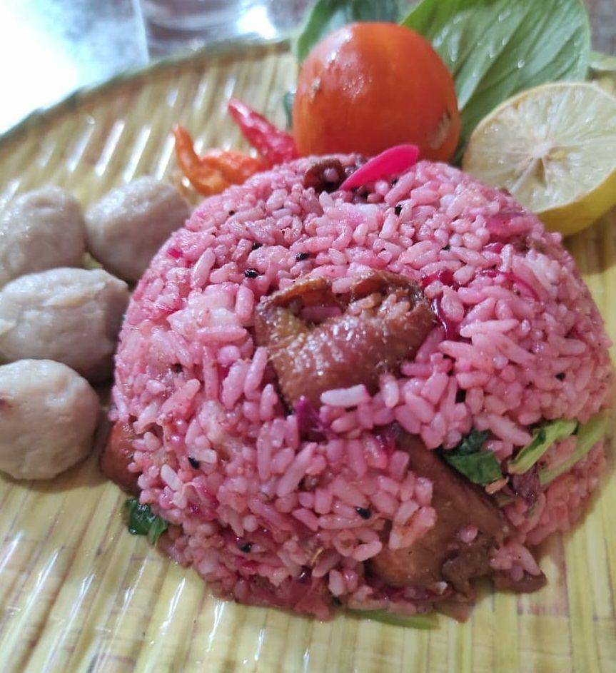 Ilustrasi nasi goreng buah naga (instagram.com/tibyanihalim)