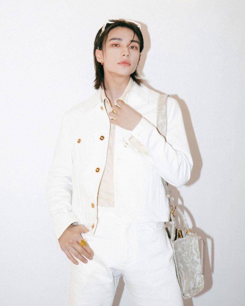 Hyunjin Stray Kids untuk Versace (instagram.com/donatella_versace)