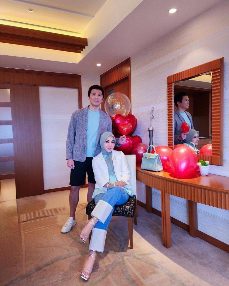 potret Syahrini dan Reino Barack (instagram.com/princessyahrini)