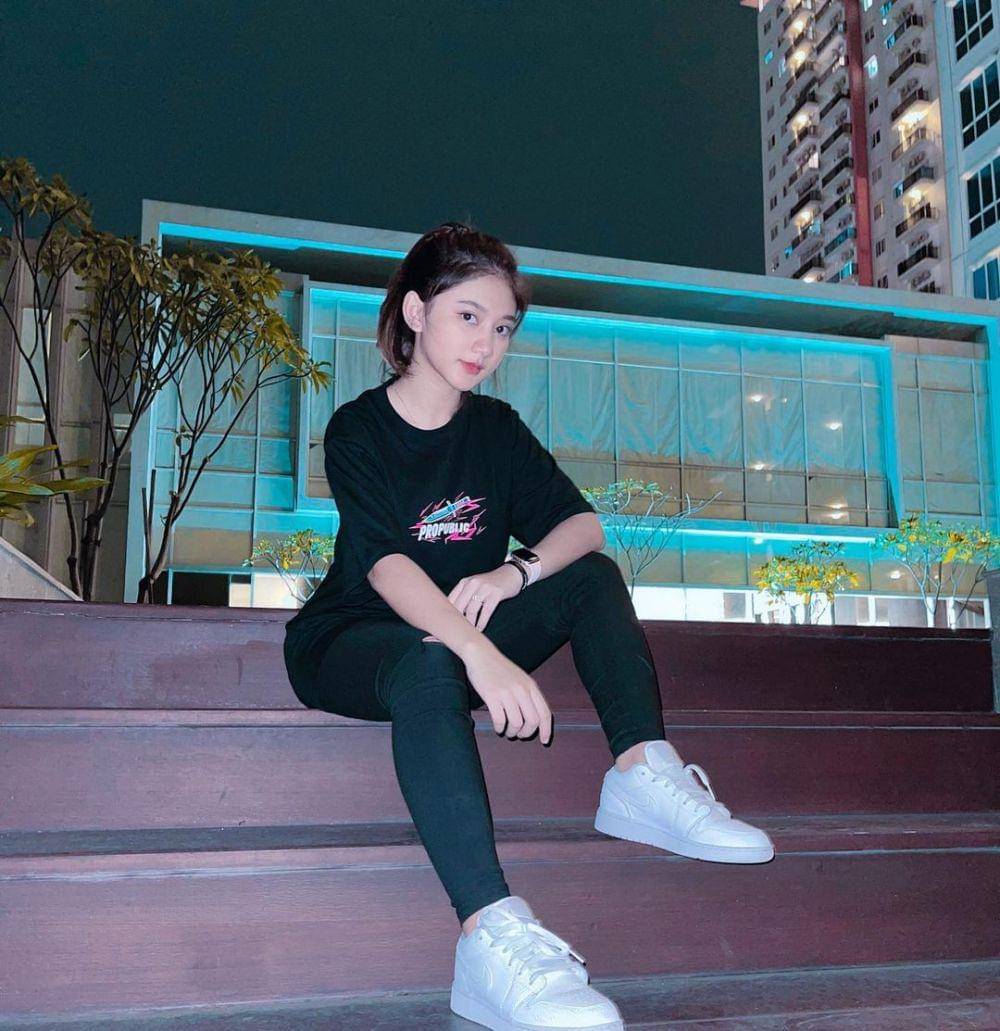 Lidiawaty Notnot (instagram.com/n.lidiawaty)