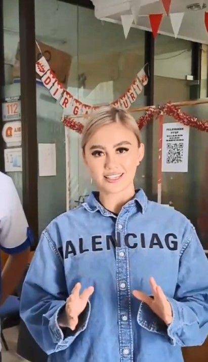 Agnez Mo bikin KTP (instagram.com/kotajakartabarat)