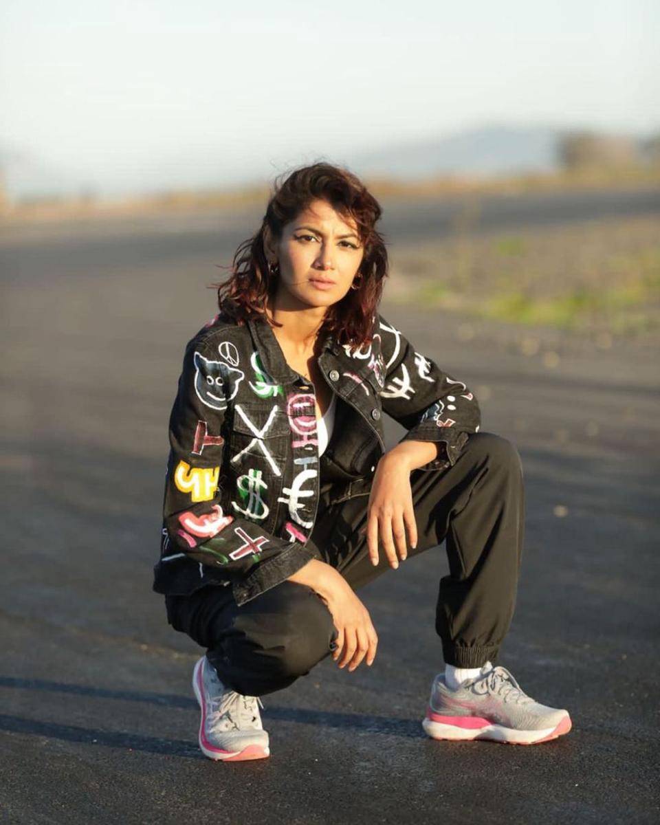 Sriti Jha (instagram.com/itisriti)