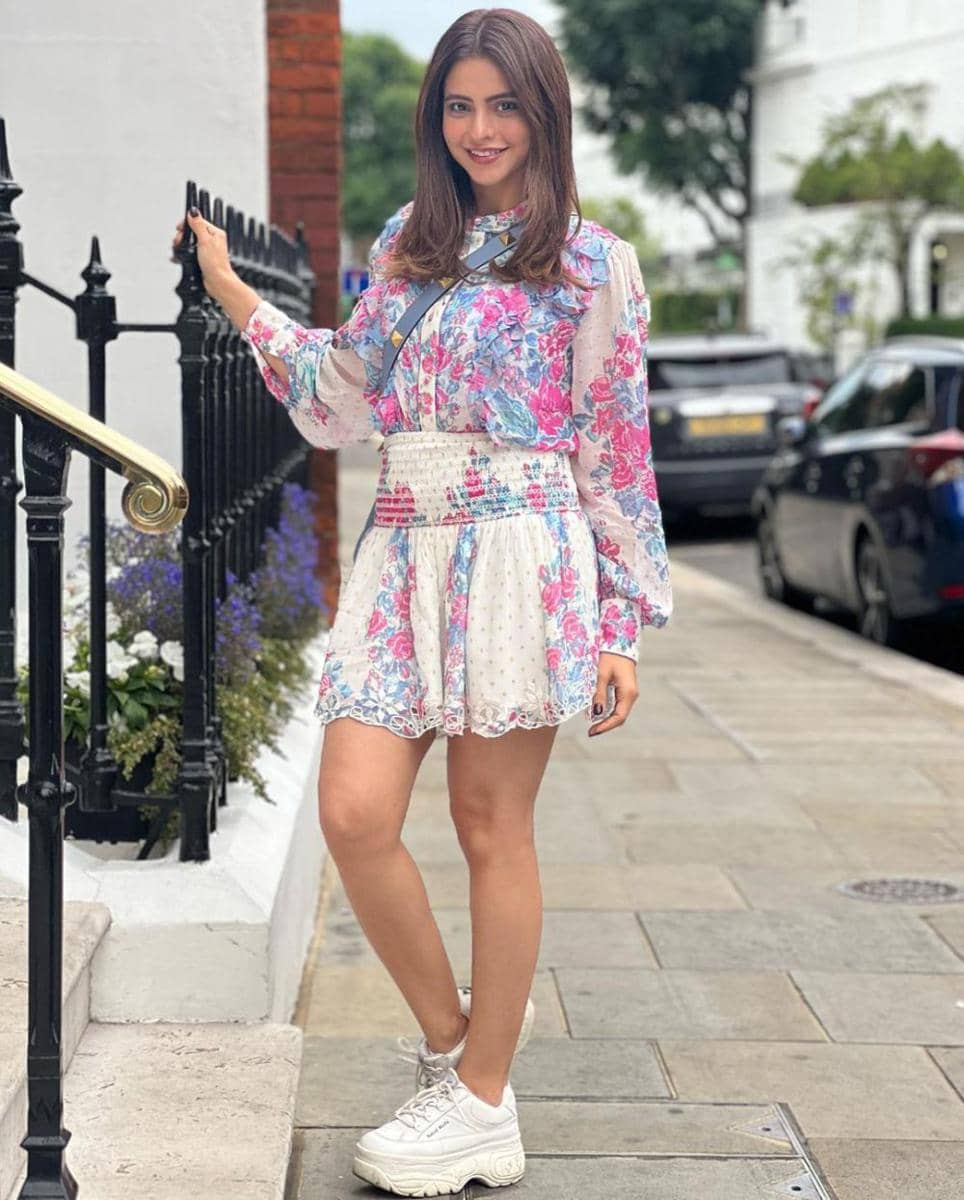 Aamna Sharif (instagram.com/aamnasharifofficial)
