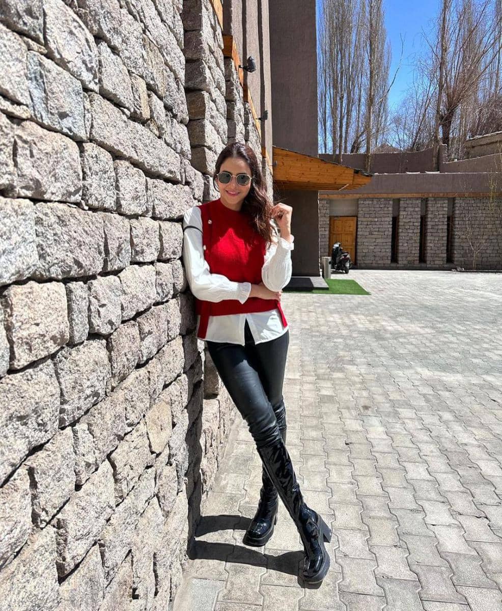 Aamna Sharif (instagram.com/aamnasharifofficial)