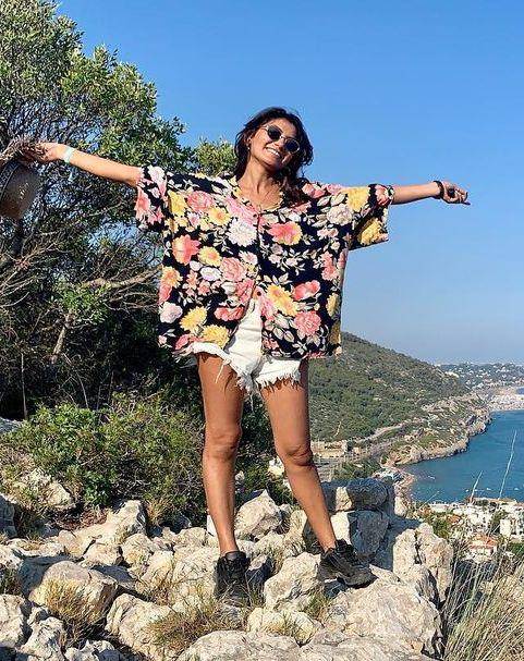 Sriti Jha (instagram.com/itisriti)