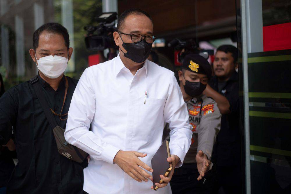 Terdakwa Rafael Alun Trisambodo menjalani sidang dakwaan dugaan penerimaan gratifikasi dan tindak pidana pencucian uang (TPPU) di Pengadilan Tipikor Jakarta, Rabu (30/8/2023). (ANTARA FOTO/Wahyu Putro A)