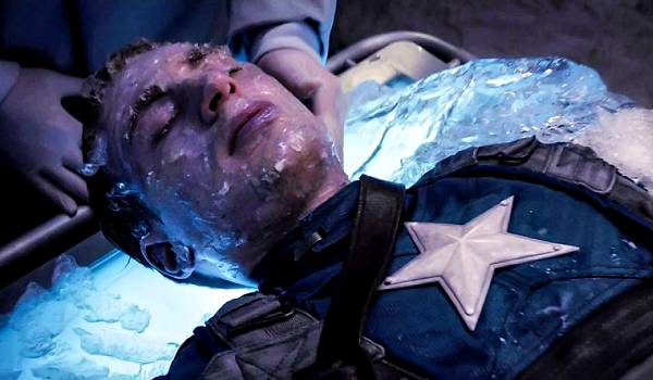 Captain America ditemukan membeku (dok. Marvel Studios/Captain America: The First Avengers)