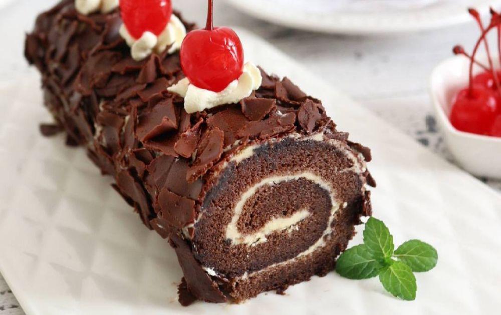 Resep Bolu Gulung Black Forest Anti Gagal! Dijamin Lembut dan Creamy