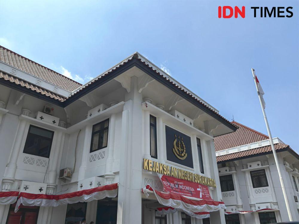 Rektor UNS Jamal Wiwoho Datangi Kejari Solo, Diperiksa KPK?