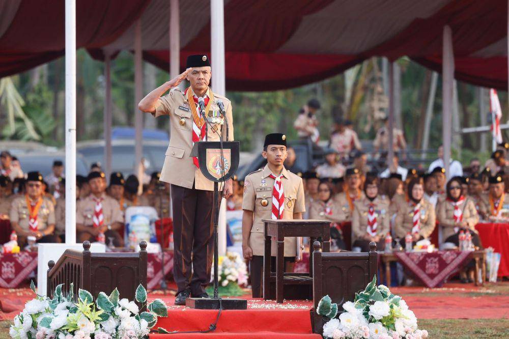 Gubernur Jawa Tengah, Ganjar Pranowo hadir dalam upacara peringatan Hari Pramuka ke-62 Kwarda Jateng di Lapangan Bukit Tangkeban, Pemalang (IDN Times/Istimewa)