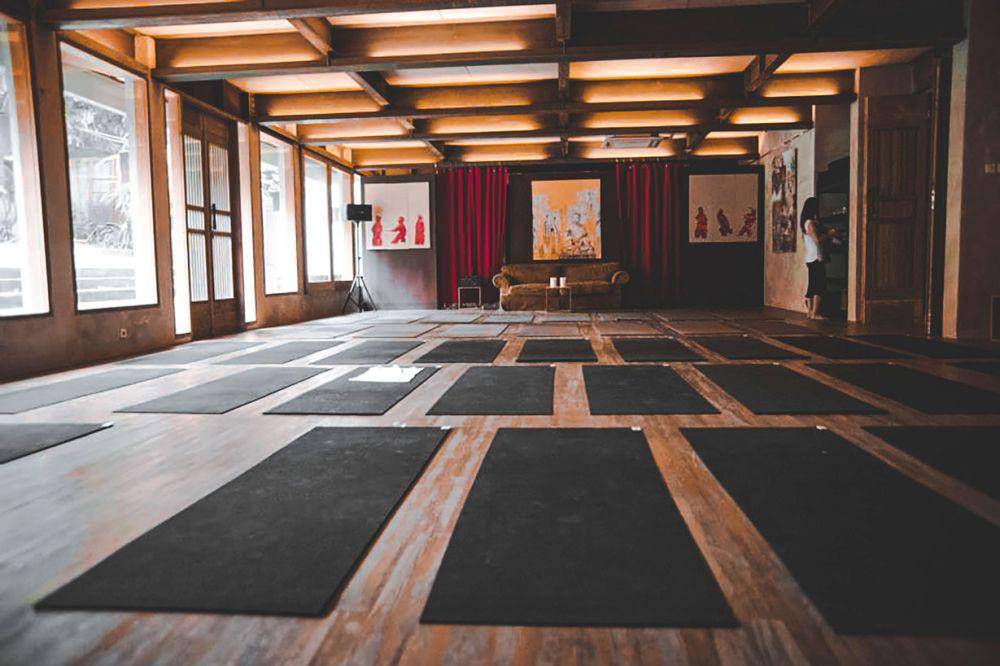 Gudang Gudang Yoga Studio, Jakarta Selatan (maps.google.com)