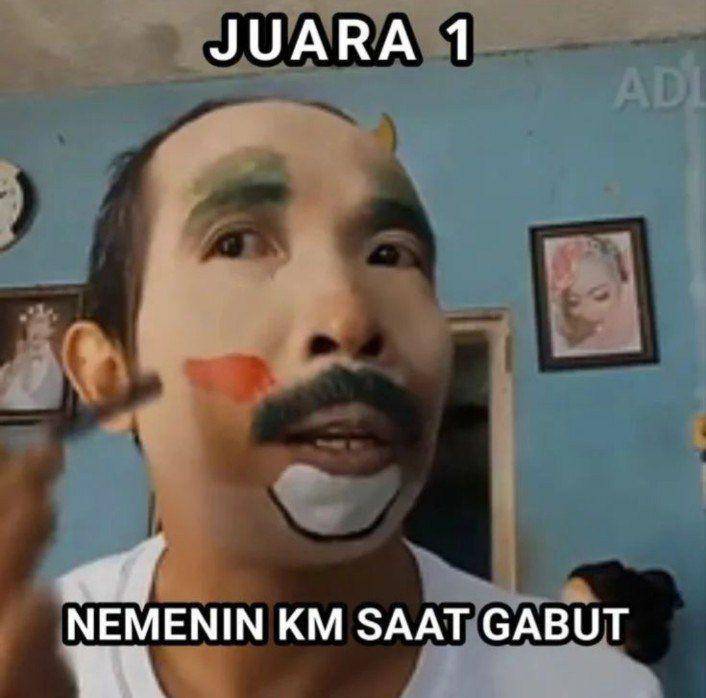 Meme juara satu (twitter.com/RecehEverywhere)