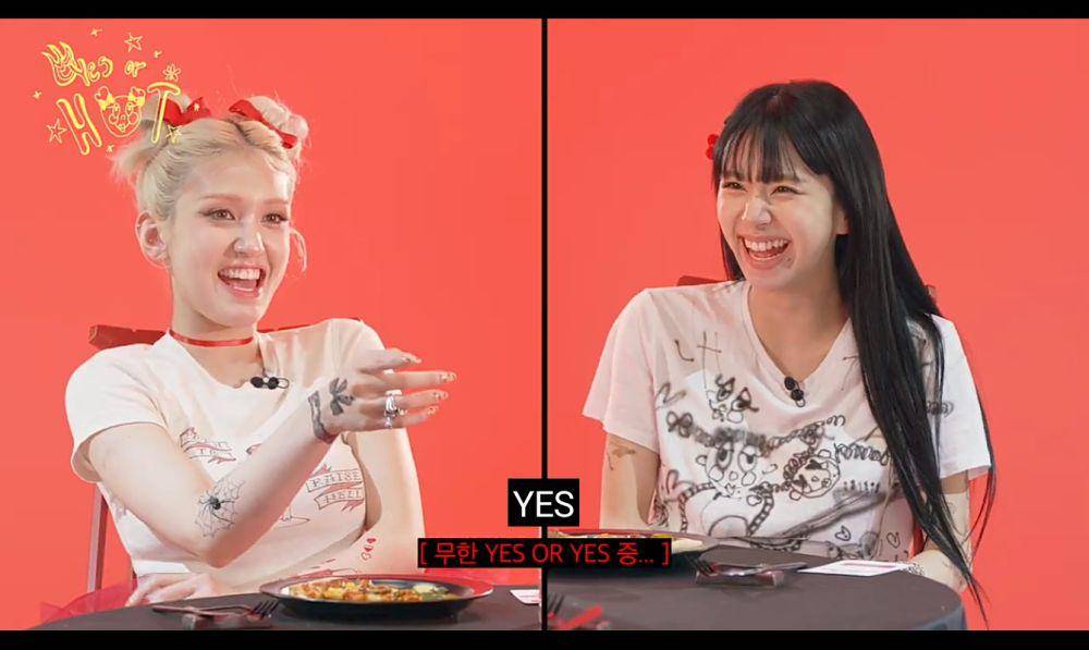 potret Somi dan Chaeyoung TWICE di acara "Yes or HOT" (dok. youtube.com/TEO_universe)