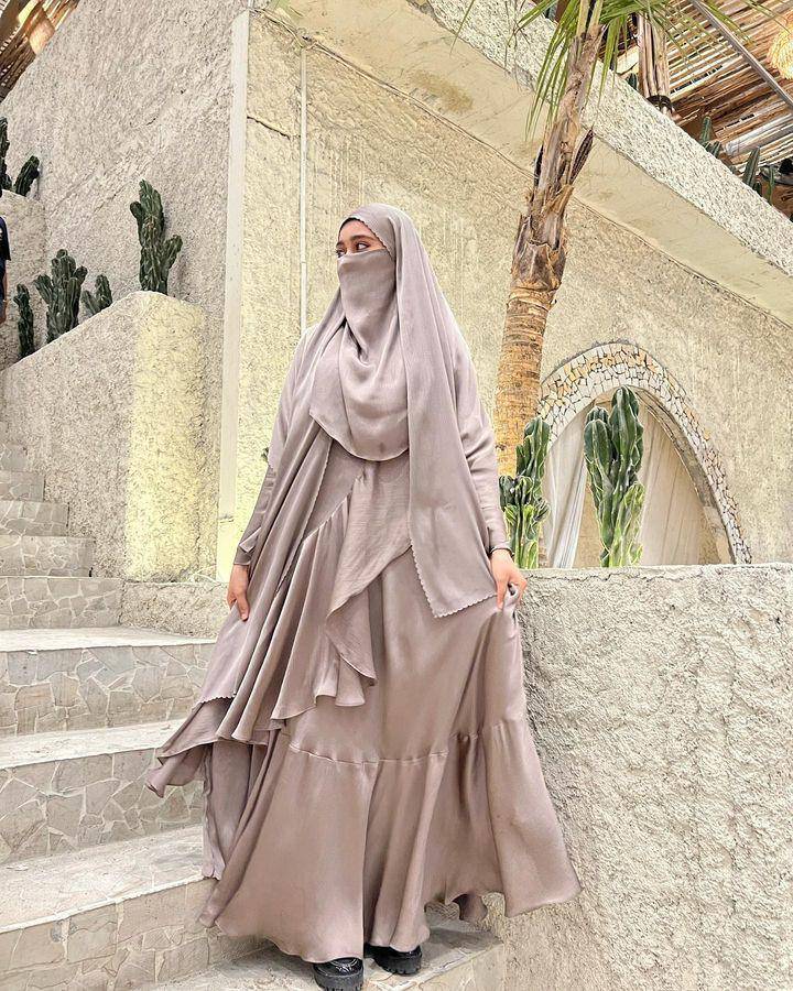 ootd kondangan bercadar (instagram.com/sherel_thalib)