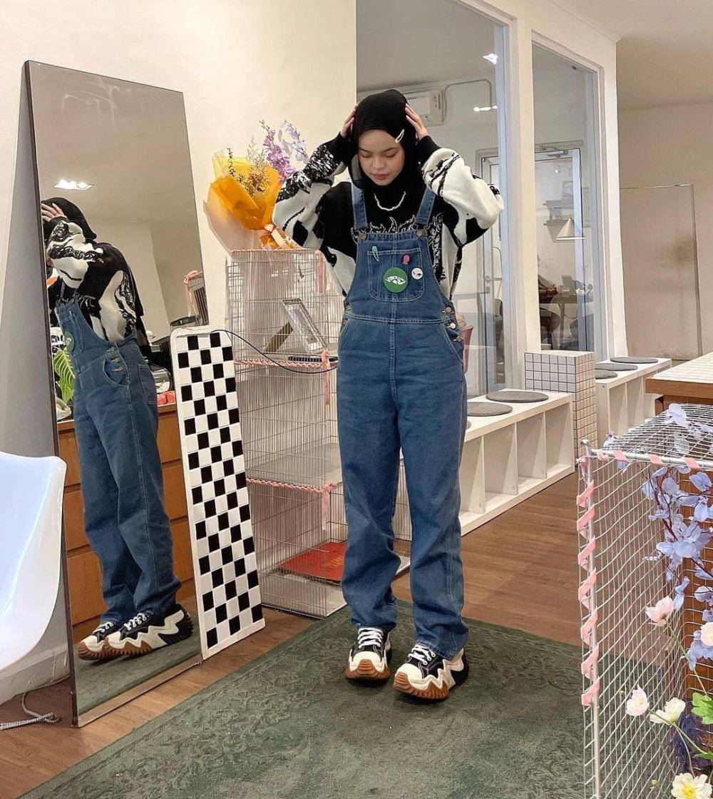 ootd boyish (instagram.com/babyylisa_)