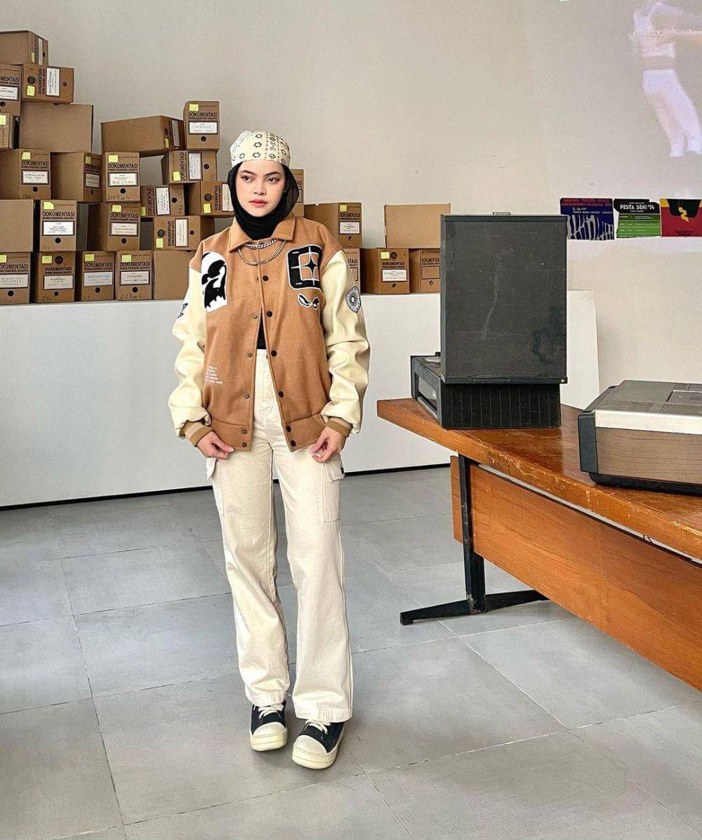 ootd boyish (instagram.com/babyylisa_)