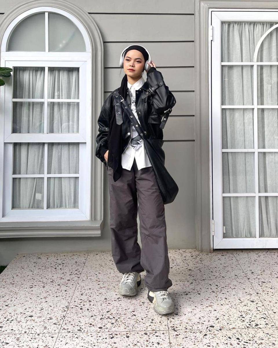 ootd boyish (instagram.com/babyylisa_)