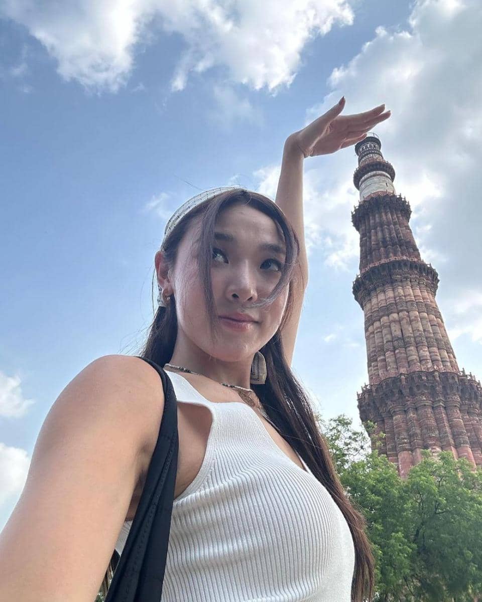 Potret Kompilasi Kunjungan Miss Earth 2022 Mina Sue Choi ke India (Instagram.com/minadori222)